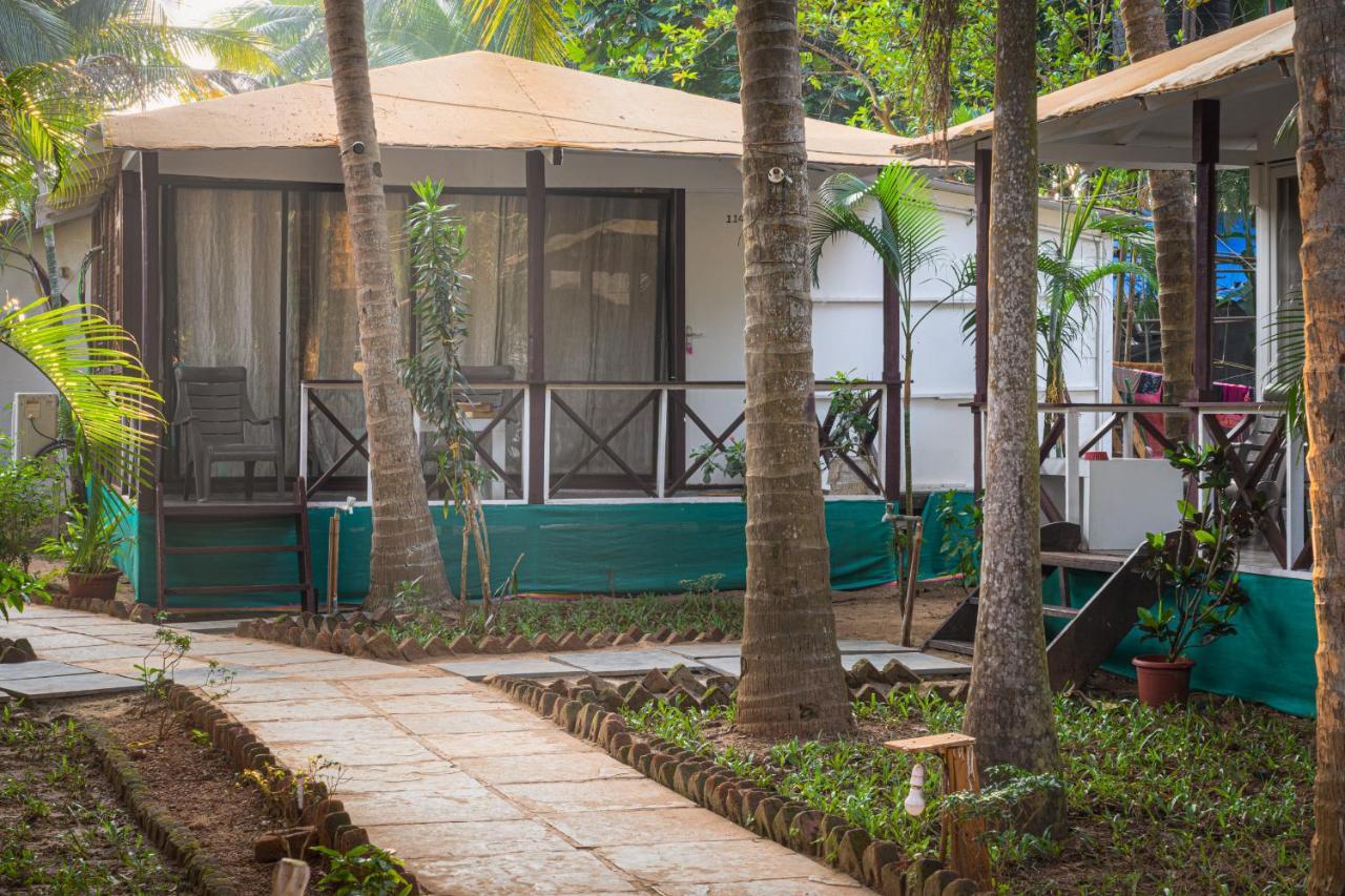 Cuba Patnem Hotel Patnem Beach Екстериор снимка