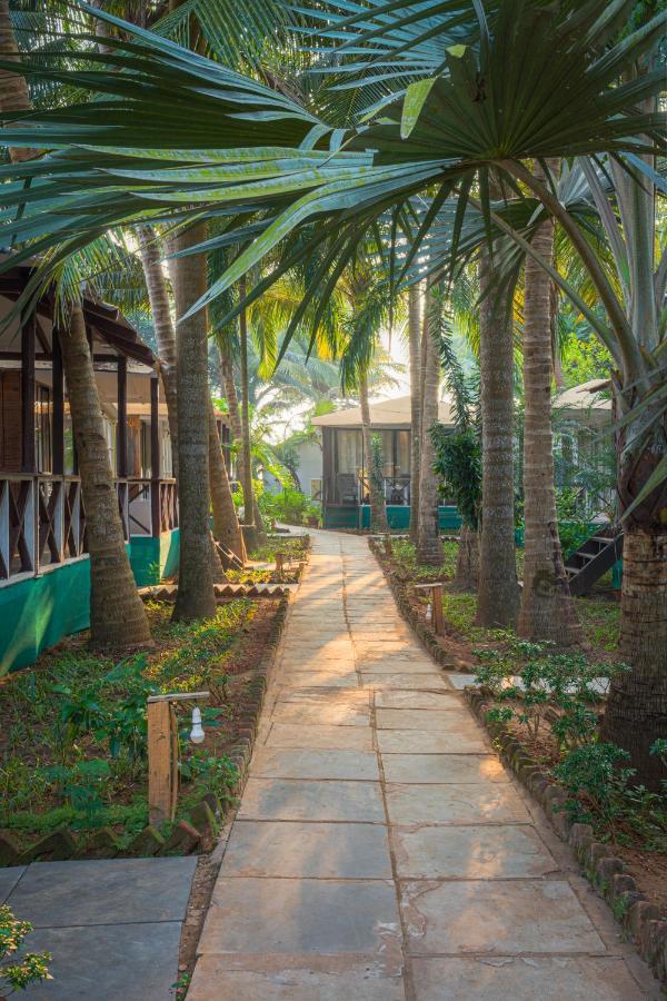Cuba Patnem Hotel Patnem Beach Екстериор снимка