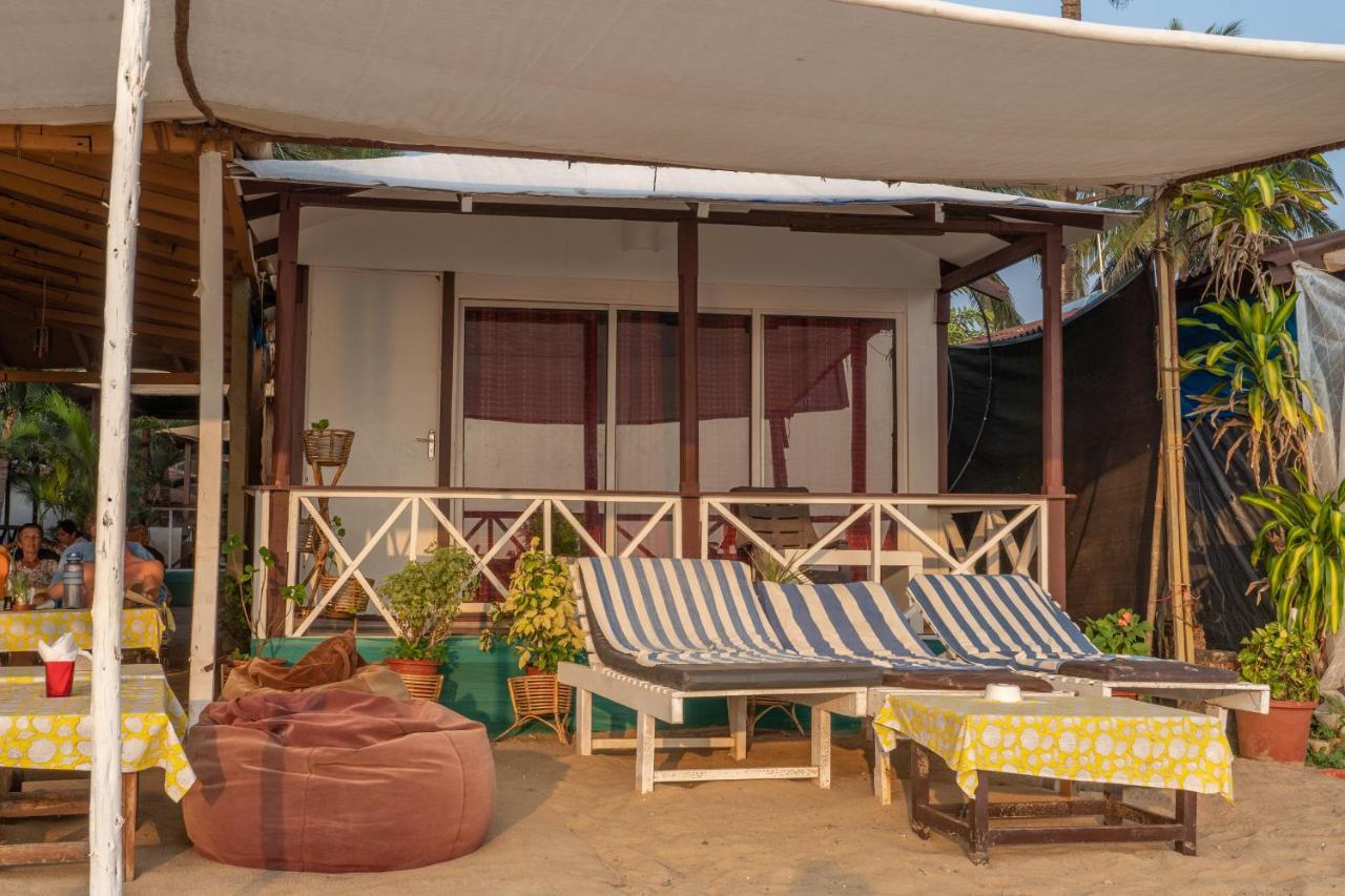 Cuba Patnem Hotel Patnem Beach Екстериор снимка