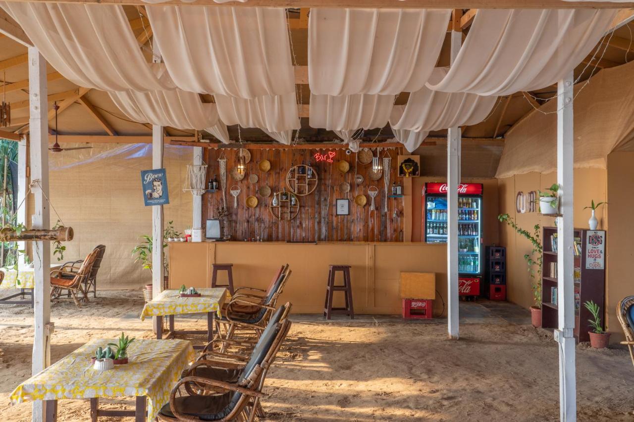 Cuba Patnem Hotel Patnem Beach Екстериор снимка