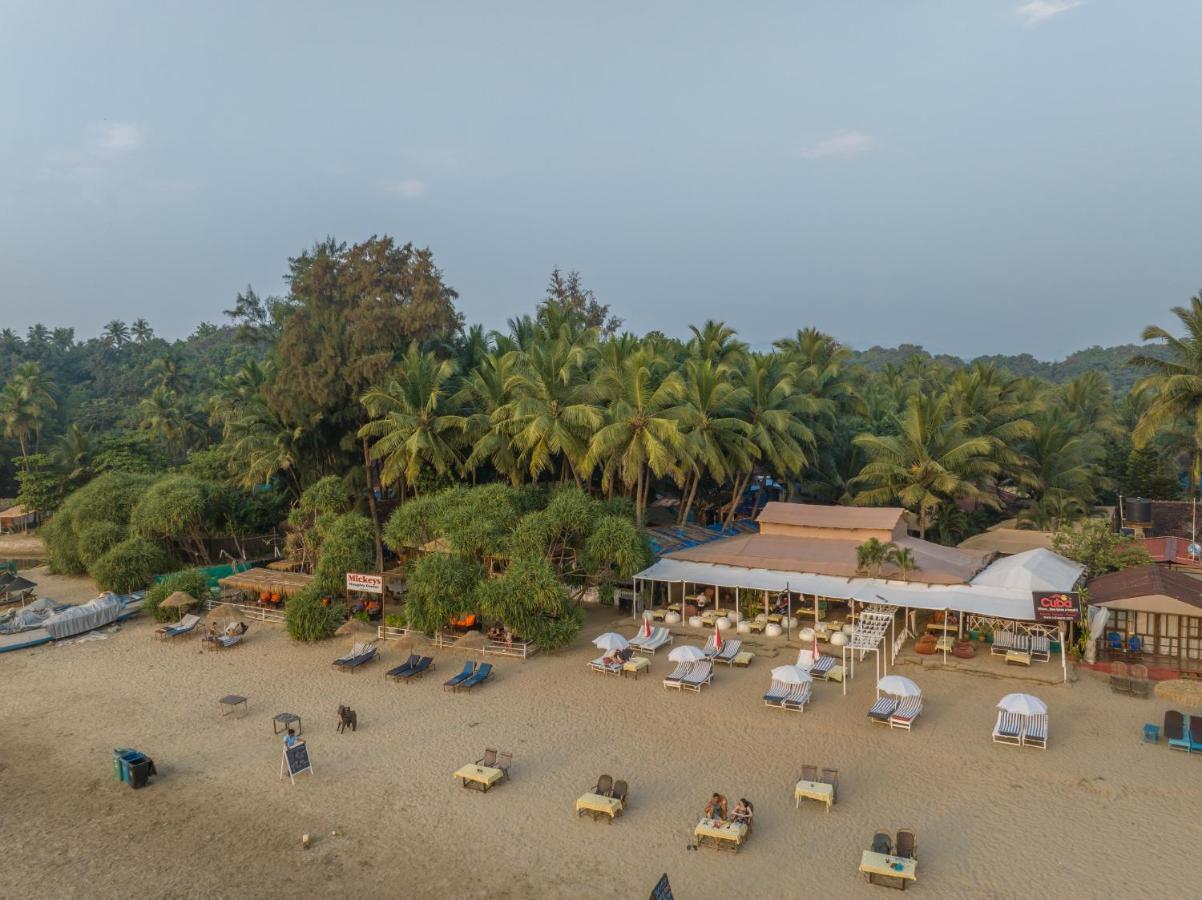 Cuba Patnem Hotel Patnem Beach Екстериор снимка